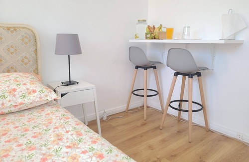 Parc aux lievres Apartamento | 5 star 🌟 1-bedroom apartment with AC, WiFi, balcony,