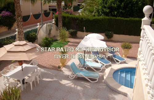 Benferri Apartamento | Apartamento 5 estrellas, Benferri, Wi-Fi, Aire acondicionado, TV por satélite, su propia piscina privada.