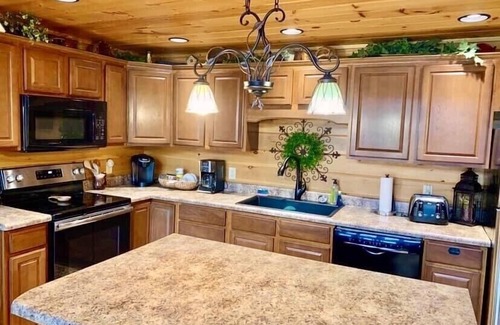 Gatlinburg Cabina | TOP PICK by Gatlinburg Tour - 5 dormitorios, 5 baños -5 Comentarios estrellas
