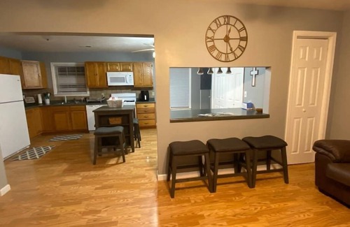 Winona Casa | 5 Star! Direct Access to Brimstone Recreation Pet Friendly Game Room