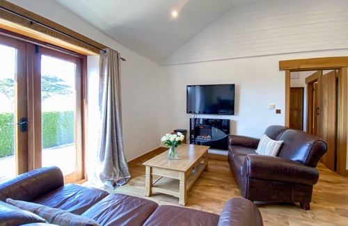 Marhamchurch Casa | 5 star gold award barn conversion for two