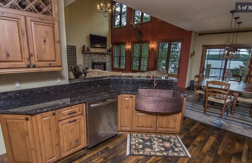 Swanton Casa | 5 estrellas HERMOSO Deep Creek Lake Home on Lake