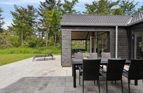 Sømarken Casa | 5 star holiday home in Aakirkeby