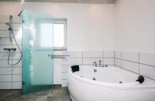 Grønhøj Casa | 5 star holiday home in Løkken