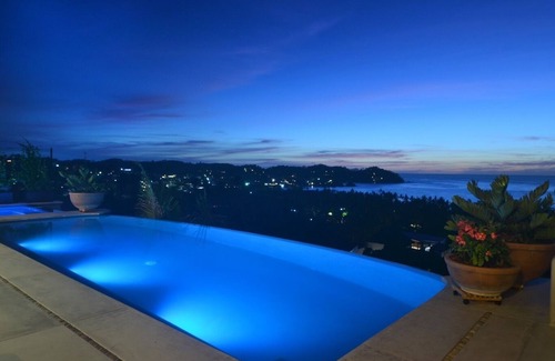 North End Villa | NUEVO Lux de 5 estrellas, Vistas al mar, Walk to Beach & Village, Personal completo, Tarifas de 6-10 BR