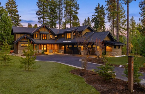 Cle Elum Casa | 5 Star Luxury+3 EnSuites|Overlooking Hole#4 +Discover Something Extra