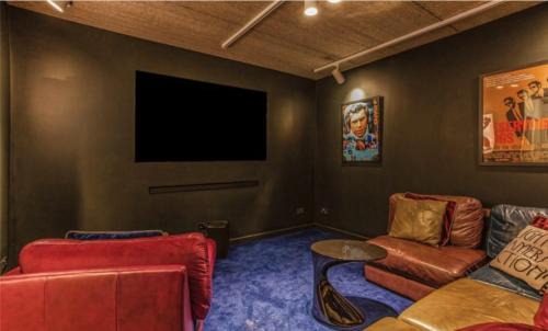 Tickenham Casa | 5 Star Luxury Woodland Retreat Sleeps 12 Hot tub Sauna