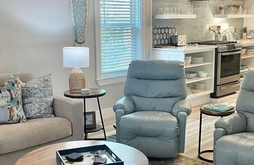 Seagrove Beach Cabaña | 5 Star New cottage in Old Seagrove. Small heated pool. Close to beach!