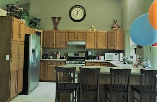 Oshkosh Casa | 5 estrellas, 5 dormitorios casa para 10 personas, 3 baños, bañera de hidromasaje, sala de juegos, muy agradable!