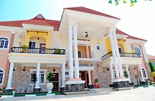 Teshie Hotel | 5 Star Villa Hotel