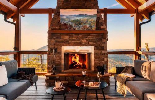 Gatlinburg - Pigeon Forge Chalet De Esquí | 5 Suites - 180 View - Pool-Spa-Theater - Fireplace