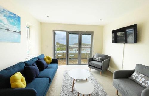 Porth Casa | 5 The Beach House