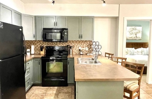 South Pandosy Condominio | ✨Unit 210 - Hermoso condominio de 3 hab que se siente como en casa ✨