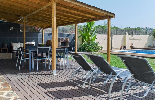 Can Trabal Villa | Villa con piscina privada y jacuzzi (no climatizado), ubicada en las montañas