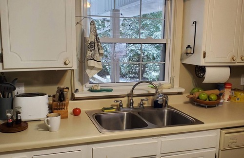 Greensboro Casa | 5+ Years Hosting 4.9-Star Rated Now Welcoming Guests on VRBO!