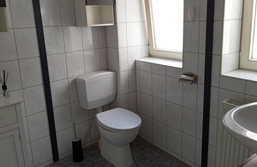 Bad Salzig Condominio | 5 Zimmer Wohnung Direkt am Rhein mit Großem Balkon, Küche, WZ uvm