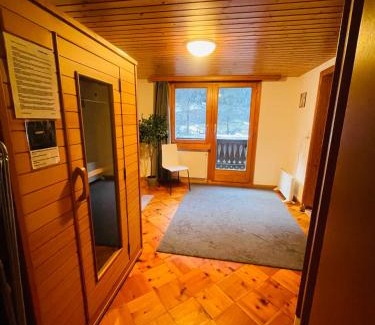St. Niklaus Apartamento | 5 Zimmer-Wohnung mit Garage und Sauna