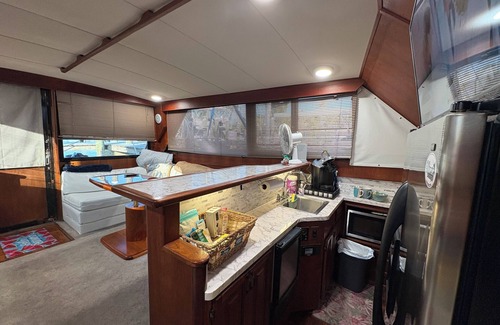 Stuart Alquiler De Eote | 50 Foot Viking Yacht in Port Salerno