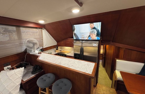 Stuart Alquiler De Eote | 50 Foot Viking Yacht in Port Salerno
