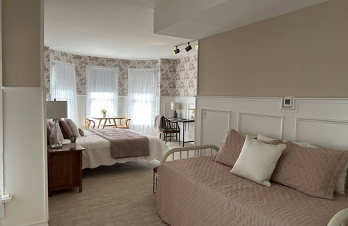 Italian Village Cama Y Desayuno | 50 Lincoln Short North B&B