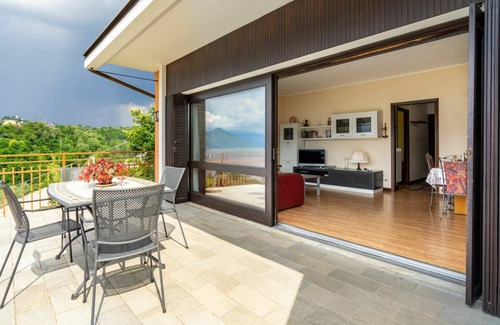 Porto Valtravaglia Apartamento | 50 m² Apartamento ∙ 1 habitación ∙ 4 huéspedes