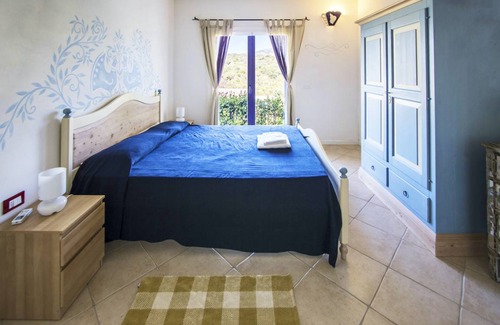 Baja Sardinia Apartamento | 50 m² Apartamento ∙ 1 habitación ∙ 4 huéspedes