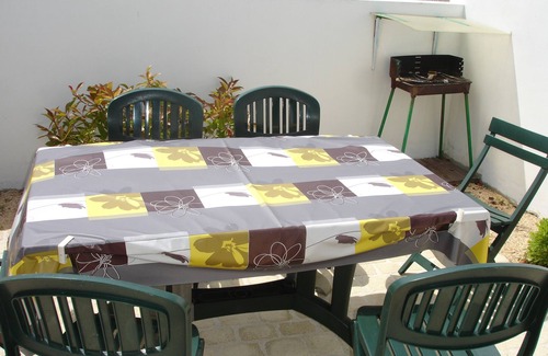Yves Casa | 50 metres from the beach, comfortable house in a quiet location