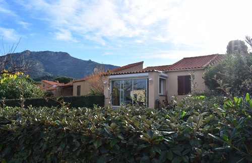 Marine de Saint Ambroggio Casa | 50 metres from the sea, single-storey bungalow for 4 people