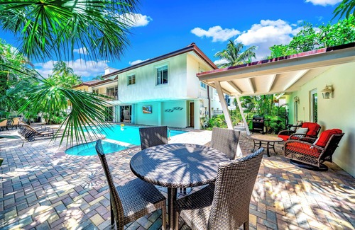 Lauderdale Beach Casa | 50 Steps 2 Beach! Heated Pool+Hot Tub! Beach House!