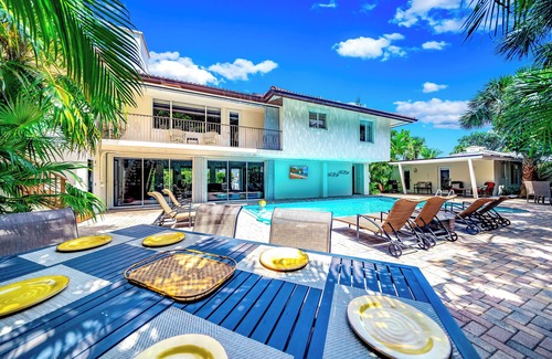 Lauderdale Beach Casa | 50 Steps 2 Beach! Heated Pool+Hot Tub! Beach House!