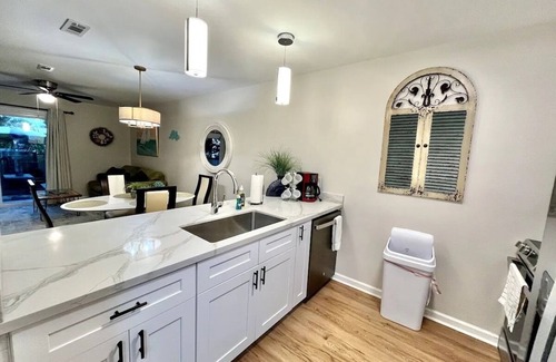 Bel Air Casa | 50 steps to beach 2 bed 3 bath townhome sleeps 8, close to restaurants and ent.