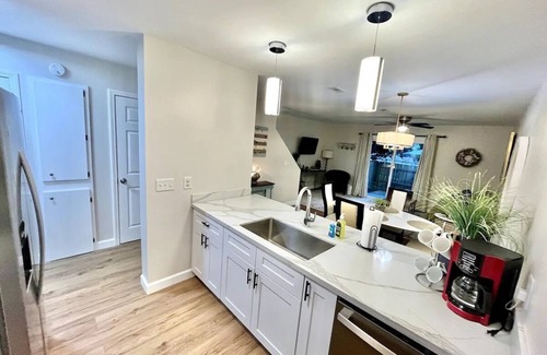 Bel Air Casa | 50 steps to beach 2 bed 3 bath townhome sleeps 8, close to restaurants and ent.