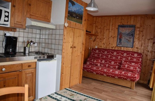 Pralognan-la-Vanoise Apartamento | 50m from resort center, 5th floor, balcony, tv, ski locker, 19m², Pralognan-la-Vanoise