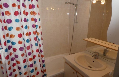 Reallon Apartamento | 50m del centro estación, balcón, 36m², Réallon