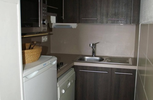 Prapoutel Apartamento | 100m del centro estación, balcón, parking, tv, local para esquís, 43m², Les 7 Laux