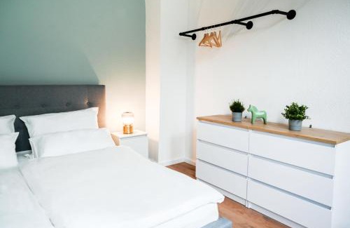 Krefeld Apartamento | 50qm Apartment in Krefeld zentral gelegen mit hohen Decken - BEUYS Apartments - Krefeld