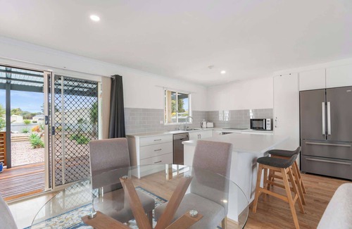 Goolwa Beach Casa | 51 Beach Road - Rosedale Beach House