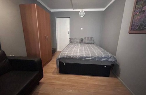 St. Dunstan's Apartamento | 51% off. Nice Studio with patio near London Centre. Mile End