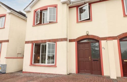 Tralee Casa | 51 Woodview Park