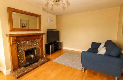 Tralee Casa | 51 Woodview Park