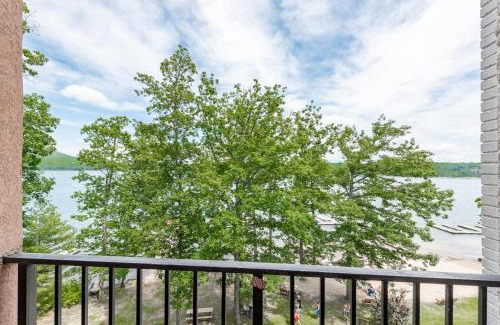 Thayerville Casa | 510G Two Bedroom One Bath