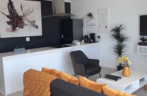 Selection Beach Apartamento | 511 Umdloti Resort -sea & breakers view to die for