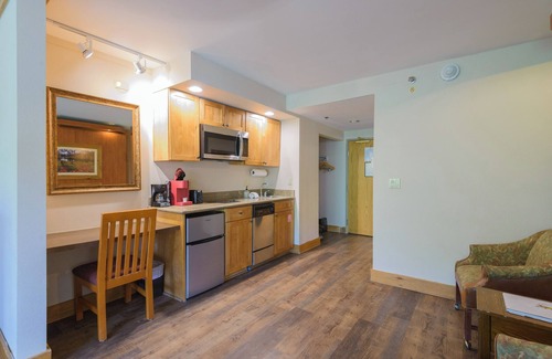 Crested Butte Condominio | The Emmons Suite- Beautiful at the Base! ¡Puntos de vista! Ultimo piso