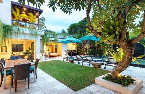 Jimbaran Bay Hotel | 516 m² Hotel ∙ 3 habitaciones ∙ 6 huéspedes