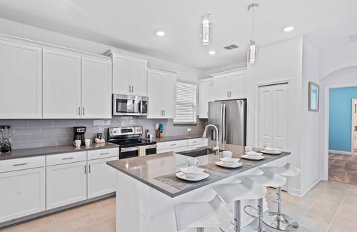 Four Corners Cabaña | 520 Sticks Street