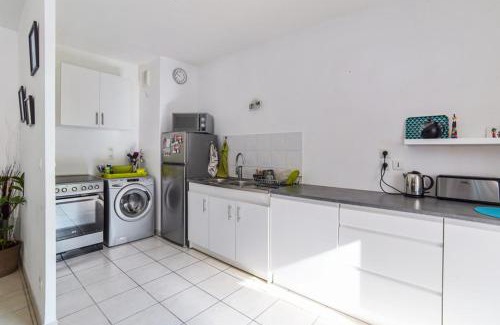Tonkin Sud Apartamento | 52m2,Terrace&Garage,near Part Dieu station,Lyon Congress Center,Parc Têted'Or