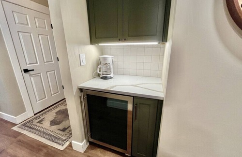 Hidden Valley Apartamento | 5309 Summit Drive, Somerset