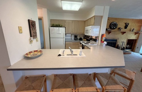 Hidden Valley Apartamento | 5313 Summit Drive, Somerset