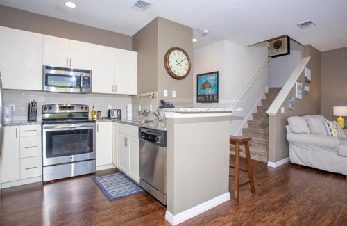 Kissimmee Casa | 5370 INCREDIBLE 8 MINS TO DISNEY LUCAYA VILLAGE RESORT
