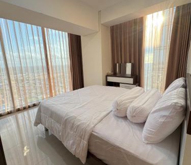 Batam Apartamento | 53rd Floor, 2 BR, Netflix, Apt with view by SKY